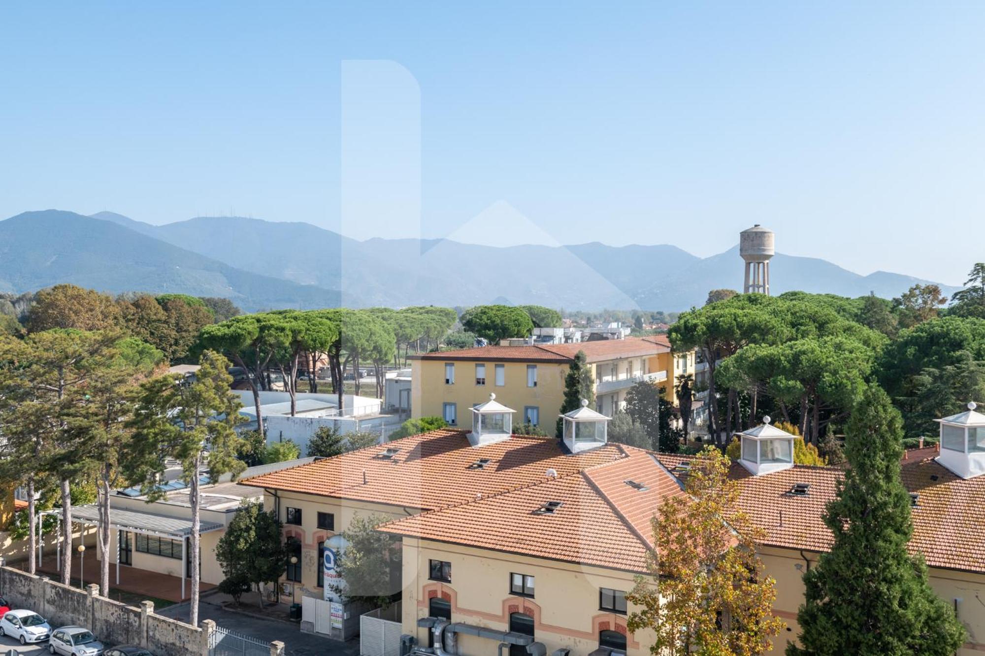 Homiday - Il Giardino --1 Min Ospedale Cisanello--Aeroporto Free Parking-- Bed & Breakfast Pisa Exterior photo